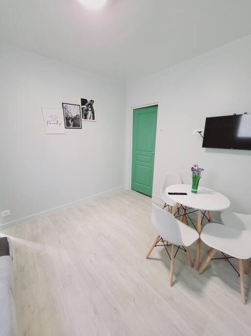 Appartement Proche St Denis "Appart 3" Pierrefitte-sur-Seine Εξωτερικό φωτογραφία